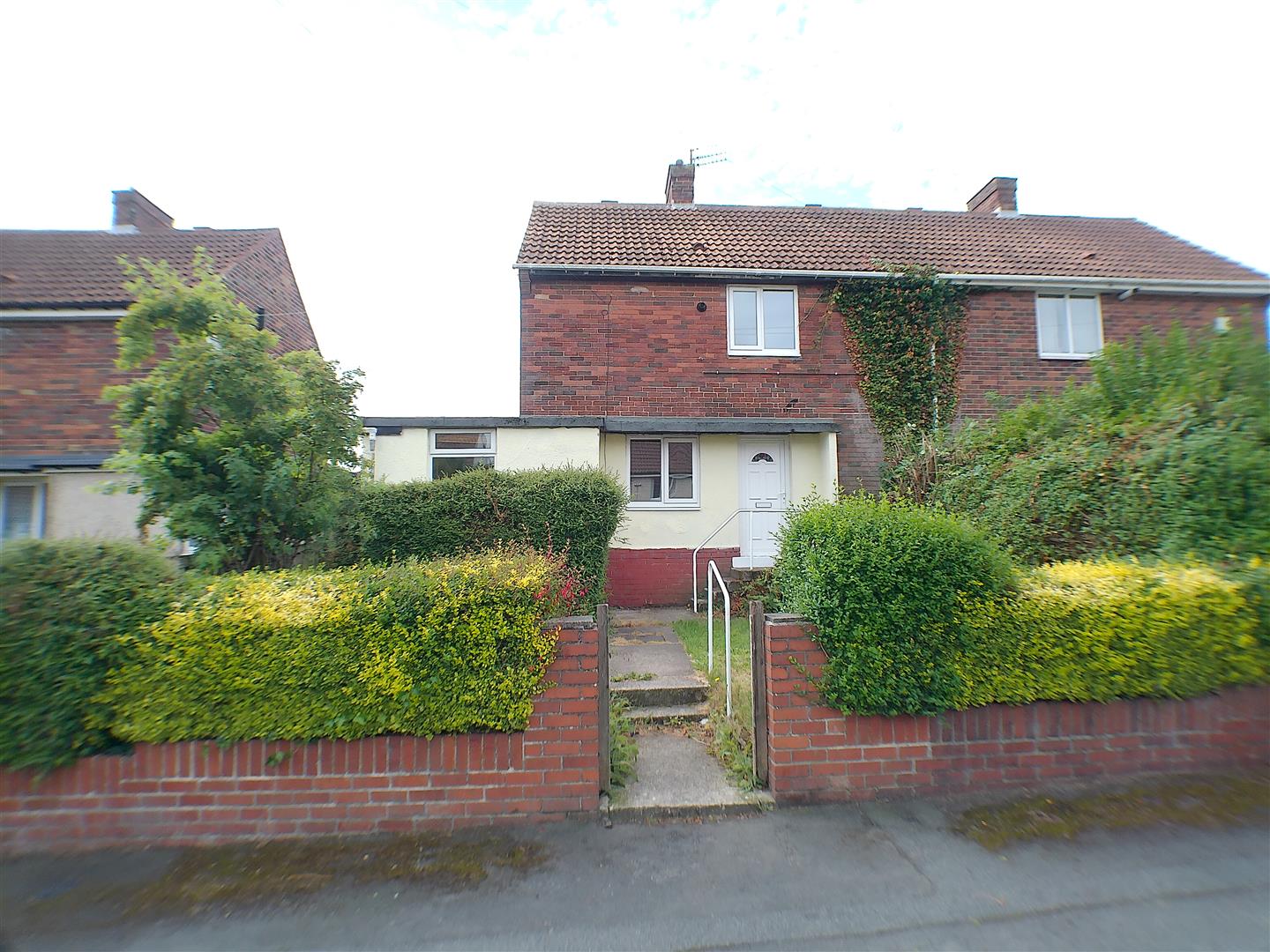 2 Bedroom House - Semi-Detached